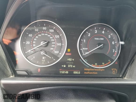 ✅ 2015 BMW 2 Series • VIN: WBS1M1C56FVZ99251 • Lot: 61918165. Wystawiony na Copart z przebiegiem 118 149 mil. Bezpłatny archiwum sprzedaży aukcyjnych z USA i szczegółowy raport historii pojazdu na DreamBid. Zdjęcie 9.