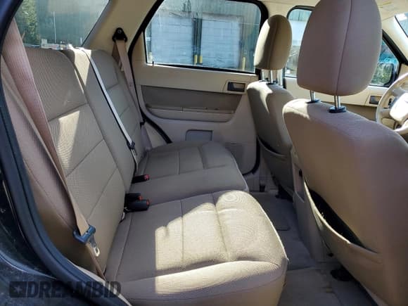 ✅ 2009 Ford Escape XLT • VIN: 1FMCU93G89KB95633 • Lot: 93309725. Listed on Copart with 111,566 mi. Free auction sales archive from the USA and detailed vehicle history report at DreamBid. Image 11.