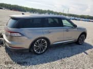 ✅ 2021 Lincoln Aviator Reserve • VIN: 5LM5J7XC2MGL12368 • Lot: 80860235. Wystawiony na Copart z przebiegiem 50 869 mil. Bezpłatny archiwum sprzedaży aukcyjnych z USA i szczegółowy raport historii pojazdu na DreamBid. Zdjęcie 3.