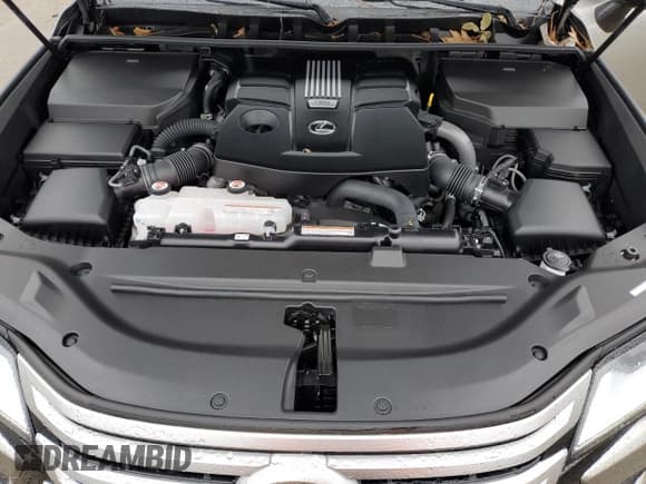 ✅ 2023 Lexus LX 600 Luxury • VIN: JTJGB7CX9P4037333 • Lot: 38192374. Listed on Copart with 1,723 mi. Free auction sales archive from the USA and detailed vehicle history report at DreamBid. Image 12.