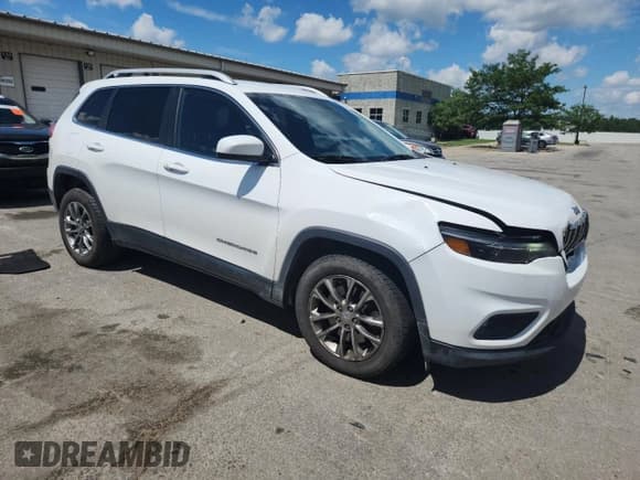 ✅ 2019 Jeep Cherokee Altitude • VIN: 1C4PJLLB9KD184232 • Lot: 63369575. Listed on Copart with 142,041 mi. Free auction sales archive from the USA and detailed vehicle history report at DreamBid. Image 4.