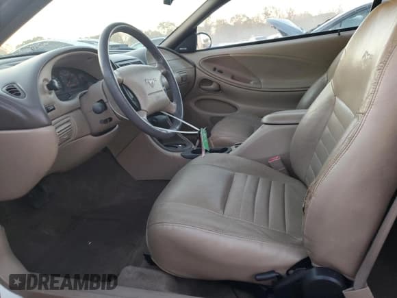 ✅ 1999 Ford Mustang GT • VIN: 1FAFP45X4XF122697 • Lot: 92292315. Listed on Copart with 118,787 mi. Free auction sales archive from the USA and detailed vehicle history report at DreamBid. Image 7.