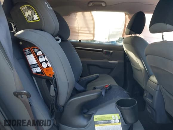 ✅ 2010 Hyundai Santa Fe GL • VIN: 5NMSG3AB6AH362552 • Lot: 41289983. Listed on IAAI with Not provided. Free auction sales archive from the USA and detailed vehicle history report at DreamBid. Image 8.