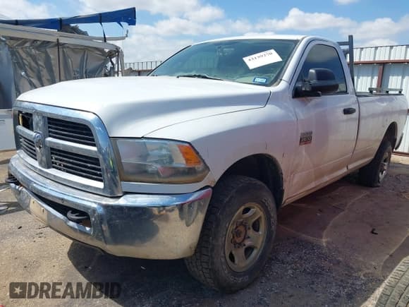 ✅ 2012 Dodge RAM • VIN: 3C6LD5ATXCG284512 • Lot: 43139270. Wystawiony na IAAI z przebiegiem Nie podano. Bezpłatny archiwum sprzedaży aukcyjnych z USA i szczegółowy raport historii pojazdu na DreamBid. Zdjęcie 17.