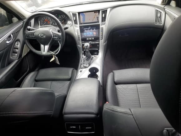 ✅ 2020 Infiniti Q50 Pure • VIN: JN1EV7AP9LM205019 • Lot: 51113905. Listed on Copart with 56,243 mi. Free auction sales archive from the USA and detailed vehicle history report at DreamBid. Image 8.