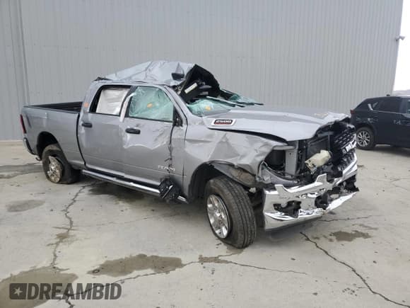 ✅ 2024 Ram 2500 Big Horn • VIN: 3C6UR5DJ0RG405802 • Lot: 86683635. Listed on Copart with Not provided. Free auction sales archive from the USA and detailed vehicle history report at DreamBid. Image 4.