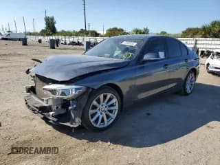 ✅ 2018 BMW 3 Series 320i • VIN: WBA8E1G51JNU93460 • Lot: 42988634. Listed on Copart with 31,532 mi. Free auction sales archive from the USA and detailed vehicle history report at DreamBid. Image 1.