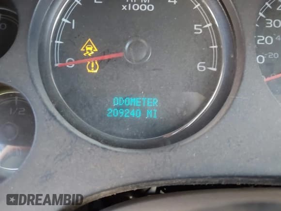 ✅ 2007 GMC Sierra 1500 • VIN: 3GTEK13Y17G517689 • Лот: 41996422. Опубликован ранее на IAAI с пробегом 209 240 миль. Бесплатный доступ к архиву аукционных продаж из США и подробный отчёт об истории автомобиля на DreamBid. Изображение 15.