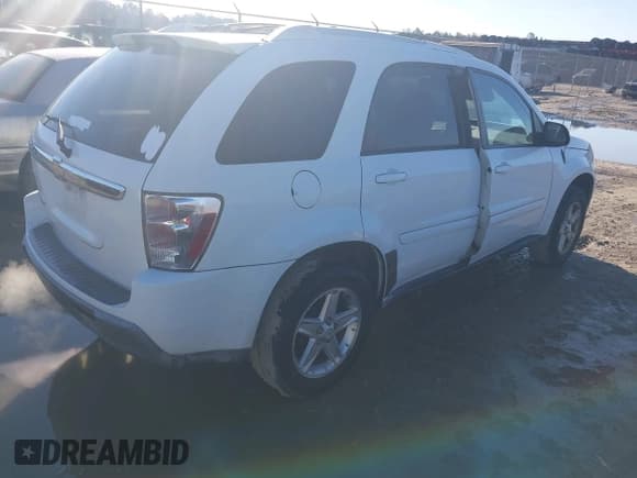 ✅ 2005 Chevrolet Equinox LT • VIN: 2CNDL63F856046164 • Лот: 41586328. Опубликован ранее на IAAI с пробегом 90 305 миль. Бесплатный доступ к архиву аукционных продаж из США и подробный отчёт об истории автомобиля на DreamBid. Изображение 4.