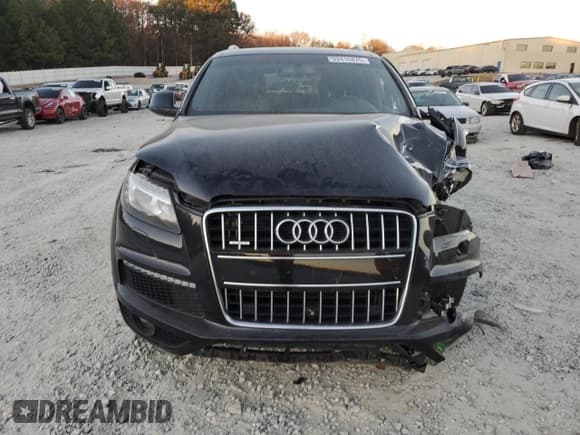 ✅ 2015 Audi Q7 S line Prestige • VIN: WA1DGAFE2FD002964 • Lot: 92410875. Wystawiony na Copart z przebiegiem 191 927 mil. Bezpłatny archiwum sprzedaży aukcyjnych z USA i szczegółowy raport historii pojazdu na DreamBid. Zdjęcie 5.