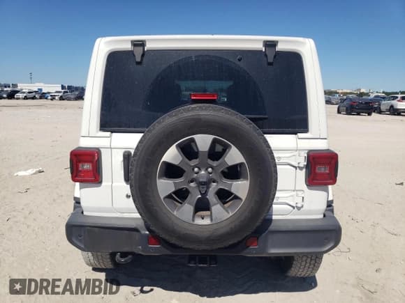 ✅ 2018 Jeep Wrangler Unlimited Sahara • VIN: 1C4HJXEN7JW244014 • Lot: 86767865. Wystawiony na Copart z przebiegiem 43 344 mil. Bezpłatny archiwum sprzedaży aukcyjnych z USA i szczegółowy raport historii pojazdu na DreamBid. Zdjęcie 6.