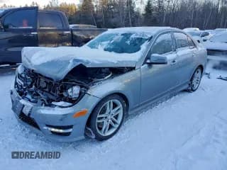✅ 2014 Mercedes-Benz C 300 Sport • VIN: WDDGF8AB4EA963695 • Lot: 95183525. Listed on Copart with 155,202 mi. Free auction sales archive from the USA and detailed vehicle history report at DreamBid. Image 1.