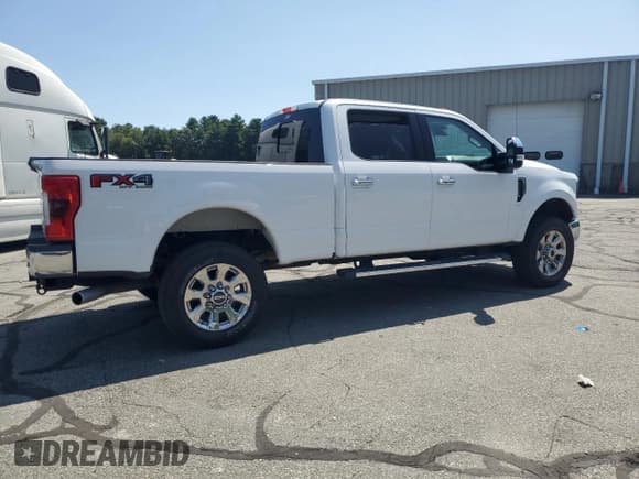 ✅ 2017 Ford F-350 Platinum • VIN: 1FT8W3B68HEE74183 • Lot: 67211945. Listed on Copart with 182,452 mi. Free auction sales archive from the USA and detailed vehicle history report at DreamBid. Image 3.