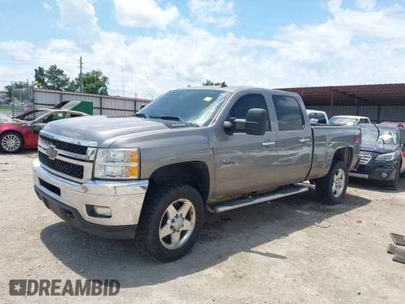 ✅ 2012 Chevrolet Silverado 2500HD LT • VIN: 1GC1KXC87CF208578 • Лот: 42606622. Опубликован ранее на IAAI с пробегом 280 909 миль. Бесплатный доступ к архиву аукционных продаж из США и подробный отчёт об истории автомобиля на DreamBid. Изображение 2.