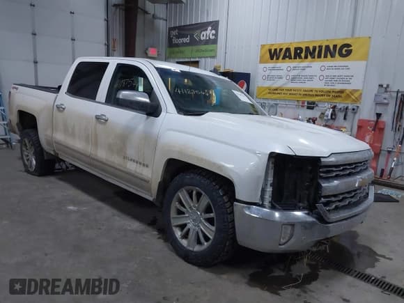 ✅ 2018 Chevrolet Silverado 1500 LTZ • VIN: 3GCUKSEJ6JG220720 • Лот: 41187544. Опубликован ранее на IAAI с пробегом 145 796 миль. Бесплатный доступ к архиву аукционных продаж из США и подробный отчёт об истории автомобиля на DreamBid. Изображение 1.