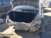 ✅ 2017 Hyundai Elantra Limited • VIN: KMHD84LFXHU296176 • Lot: 43562956. Listed on IAAI with 88,290 mi. Free auction sales archive from the USA and detailed vehicle history report at DreamBid. Image 18.