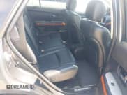 ✅ 2009 Lexus RX 350 • VIN: 2T2GK31U99C073913 • Lot: 43231720. Wystawiony na IAAI z przebiegiem 200 643 mil. Bezpłatny archiwum sprzedaży aukcyjnych z USA i szczegółowy raport historii pojazdu na DreamBid. Zdjęcie 8.