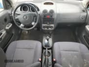 ✅ 2006 Chevrolet Aveo LT • VIN: KL1TG666X6B645735 • Lot: 51172155. Wystawiony na Copart z przebiegiem 140 489 mil. Bezpłatny archiwum sprzedaży aukcyjnych z USA i szczegółowy raport historii pojazdu na DreamBid. Zdjęcie 8.