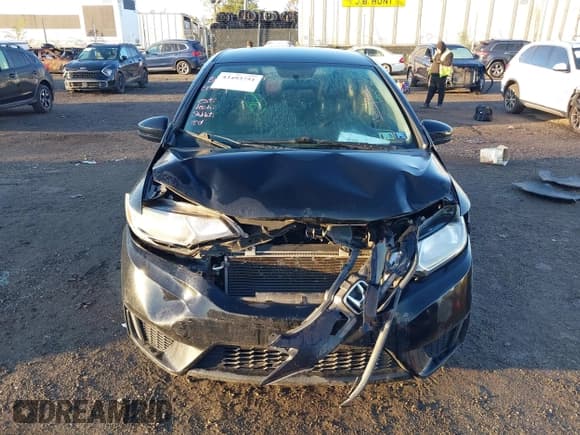 ✅ 2015 Honda Fit LX • VIN: 3HGGK5G59FM721416 • Lot: 43493751. Wystawiony na IAAI z przebiegiem Nie podano. Bezpłatny archiwum sprzedaży aukcyjnych z USA i szczegółowy raport historii pojazdu na DreamBid. Zdjęcie 12.