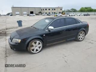 ✅ 2005 Audi S4 • VIN: WAUPL68E85A055206 • Лот: 51544615. Опубликован ранее на Copart с пробегом 189 553 миль. Бесплатный доступ к архиву аукционных продаж из США и подробный отчёт об истории автомобиля на DreamBid. Изображение 1.