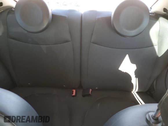 ✅ 2015 FIAT 500 Pop • VIN: 3C3CFFAR8FT561851 • Lot: 90749405. Listed on Copart with 87,030 mi. Free auction sales archive from the USA and detailed vehicle history report at DreamBid. Image 10.