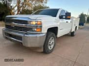 ✅ 2017 Chevrolet Silverado 2500HD • VIN: 1GB2KUEG3HZ201970 • Лот: 72195734. Опубликован ранее на Copart с пробегом 254 058 миль. Бесплатный доступ к архиву аукционных продаж из США и подробный отчёт об истории автомобиля на DreamBid. Изображение 2.