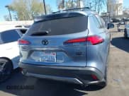 ✅ 2022 Toyota Corolla Cross XLE • VIN: 7MUDAABG2NV026091 • Lot: 43565474. Listed on IAAI with 33,524 mi. Free auction sales archive from the USA and detailed vehicle history report at DreamBid. Image 17.