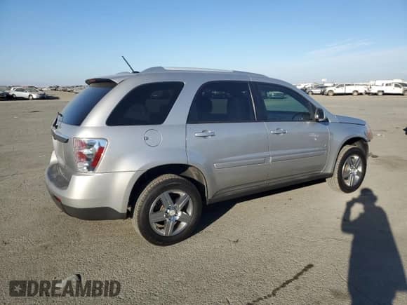 2008 Chevrolet Equinox LT z VIN 2CNDL53F486295561, wystawiony jako Copart lot #78103474 z przebiegiem 243 587 mil mil oraz Szkoda całkowita • Salvage title. Historia ofert i sprzedaży dostępna na DreamBid. Obrazek 3.