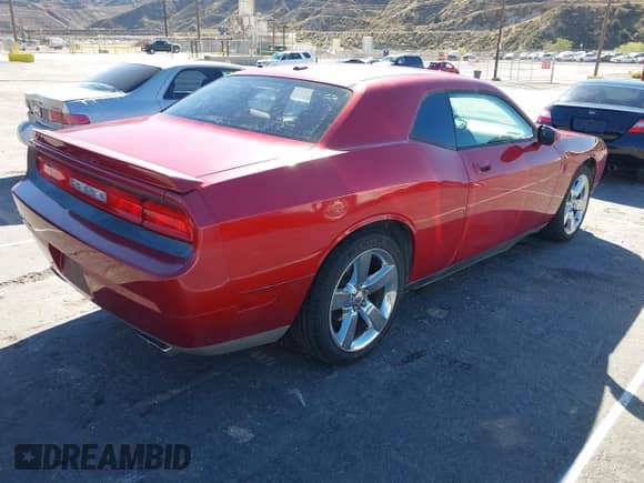 2010 Dodge Challenger R/T с VIN 2B3CJ5DT1AH151942, выставлен на аукционе IAAI как лот 43574453 с пробегом 226 340 миль миль и . История ставок и продаж доступна на DreamBid. Изображение 4.