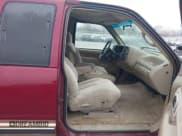 ✅ 1996 Chevrolet Silverado 1500 • VIN: 1GCEK19R8TE265084 • Лот: 43755345. Опубликован ранее на IAAI с пробегом 203 957 миль. Бесплатный доступ к архиву аукционных продаж из США и подробный отчёт об истории автомобиля на DreamBid. Изображение 5.