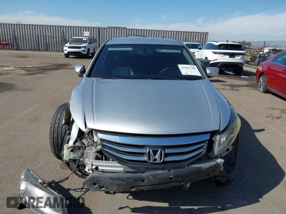 ✅ 2012 Honda Accord SE • VIN: 1HGCP2F67CA023209 • Лот: 43583700. Опубликован ранее на IAAI с пробегом 147 277 миль. Бесплатный доступ к архиву аукционных продаж из США и подробный отчёт об истории автомобиля на DreamBid. Изображение 13.
