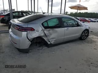 ✅ 2013 Chevrolet Volt • VIN: 1G1RA6E44DU131796 • Lot: 50684174. Wystawiony na Copart z przebiegiem 158 693 mil. Bezpłatny archiwum sprzedaży aukcyjnych z USA i szczegółowy raport historii pojazdu na DreamBid. Zdjęcie 3.