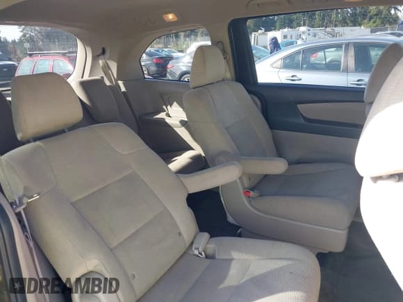✅ 2013 Honda Odyssey LX • VIN: 5FNRL5H29DB055166 • Lot: 41965037. Listed on IAAI with 122,470 mi. Free auction sales archive from the USA and detailed vehicle history report at DreamBid. Image 8.