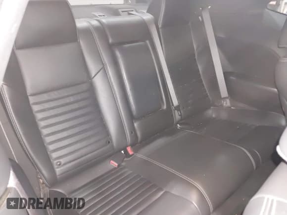 ✅ 2013 Dodge Challenger R/T • VIN: 2C3CDYBT7DH501528 • Lot: 41790514. Wystawiony na IAAI z przebiegiem 122 876 mil. Bezpłatny archiwum sprzedaży aukcyjnych z USA i szczegółowy raport historii pojazdu na DreamBid. Zdjęcie 8.