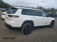 ✅ 2023 Jeep Grand Cherokee Altitude X • VIN: 1C4RJKAG3P8852091 • Lot: 82134495. Wystawiony na Copart z przebiegiem 39 343 mil. Bezpłatny archiwum sprzedaży aukcyjnych z USA i szczegółowy raport historii pojazdu na DreamBid. Zdjęcie 3.