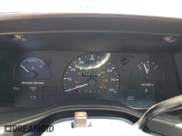 ✅ 1994 Ford Taurus GL • VIN: 1FALP5246RG126184 • Лот: 67615014. Опубликован ранее на Copart с пробегом 95 189 миль. Бесплатный доступ к архиву аукционных продаж из США и подробный отчёт об истории автомобиля на DreamBid. Изображение 9.