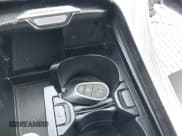 ✅ 2022 Mercedes-Benz C 300 • VIN: W1KAF4HB8NR053120 • Lot: 39848807. Wystawiony na IAAI z przebiegiem 26 483 mil. Bezpłatny archiwum sprzedaży aukcyjnych z USA i szczegółowy raport historii pojazdu na DreamBid. Zdjęcie 11.