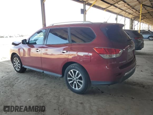 ✅ 2014 Nissan Pathfinder S • VIN: 5N1AR2MN8EC664706 • Lot: 82751855. Listed on Copart with 136,732 mi. Free auction sales archive from the USA and detailed vehicle history report at DreamBid. Image 2.