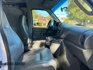 ✅ 2008 Ford Econoline Cargo Commercial • VIN: 1FTNE14W88DB34142 • Лот: 91618795. Опубликован ранее на Copart с пробегом 169 495 миль. Бесплатный доступ к архиву аукционных продаж из США и подробный отчёт об истории автомобиля на DreamBid. Изображение 5.