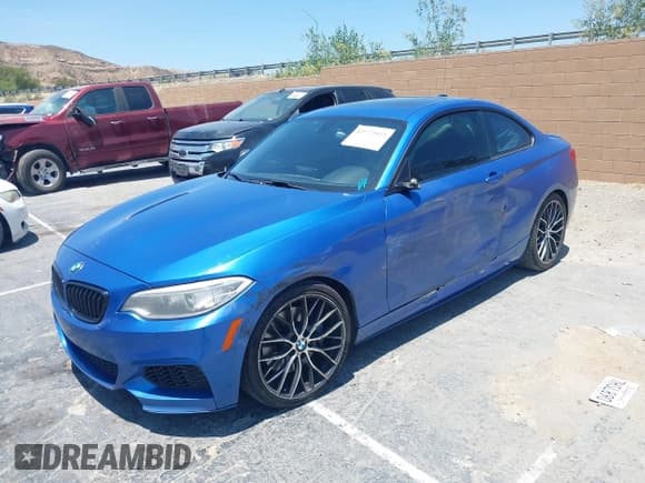 ✅ 2015 BMW 2 Series M235i • VIN: WBA1J7C55FV288916 • Лот: 42773923. Опубликован ранее на IAAI с пробегом 102 287 миль. Бесплатный доступ к архиву аукционных продаж из США и подробный отчёт об истории автомобиля на DreamBid. Изображение 2.