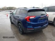 ✅ 2022 GMC Terrain SLE • VIN: 3GKALTEV6NL285903 • Lot: 43584977. Wystawiony na IAAI z przebiegiem 21 461 mil. Bezpłatny archiwum sprzedaży aukcyjnych z USA i szczegółowy raport historii pojazdu na DreamBid. Zdjęcie 3.