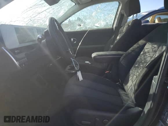 2024 Hyundai Ioniq 5 SE Standard Range z VIN KM8KM4DB1RU269805, wystawiony jako Copart lot #71252504 z przebiegiem Nie podano mil oraz Szkoda całkowita • Salvage title. Historia ofert i sprzedaży dostępna na DreamBid. Obrazek 7.