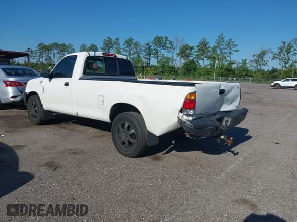 ✅ 2002 Toyota Tundra • VIN: 5TBJN32142S294461 • Лот: 42827247. Опубликован ранее на IAAI с пробегом 202 338 миль. Бесплатный доступ к архиву аукционных продаж из США и подробный отчёт об истории автомобиля на DreamBid. Изображение 3.