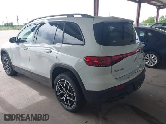 ✅ 2023 Mercedes-Benz EQB 350 • VIN: W1N9M1DB2PN072000 • Лот: 42827646. Опубликован ранее на IAAI с пробегом 6 574 миль. Бесплатный доступ к архиву аукционных продаж из США и подробный отчёт об истории автомобиля на DreamBid. Изображение 3.