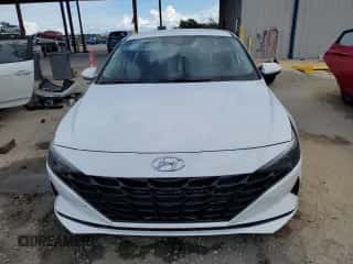 2022 Hyundai Elantra Blue with VIN KMHLM4AJ9NU020193, listed as a Copart auction lot 85701155 with 39,322 mi miles and Non repairable. Bid and sale history available at DreamBid. Image 5.