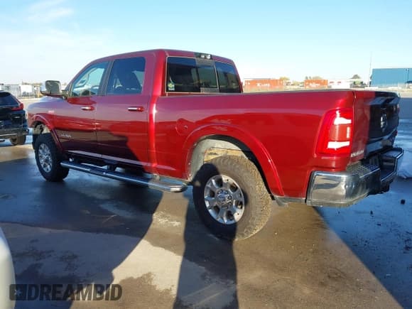 ✅ 2021 Ram 2500 Laramie • VIN: 3C6UR5FJ7MG553175 • Lot: 43573065. Listed on IAAI with 49,448 mi. Free auction sales archive from the USA and detailed vehicle history report at DreamBid. Image 3.