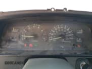 ✅ 1995 Toyota Pickup DX • VIN: 4TARN01P7SZ325940 • Lot: 72564894. Wystawiony na Copart z przebiegiem 215 120 mil. Bezpłatny archiwum sprzedaży aukcyjnych z USA i szczegółowy raport historii pojazdu na DreamBid. Zdjęcie 9.