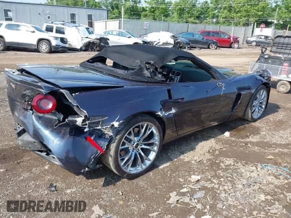 2013 Chevrolet Corvette with VIN 1G1YZ3DEXD5701159, listed as a IAAI auction lot 42470044 with 44,074 mi miles and . Bid and sale history available at DreamBid. Image 4.