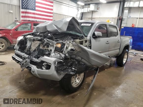 ✅ 2018 Toyota Tacoma TRD Sport • VIN: 3TMCZ5AN0JM183103 • Lot: 84736135. Listed on Copart with 89,743 mi. Free auction sales archive from the USA and detailed vehicle history report at DreamBid. Image 1.