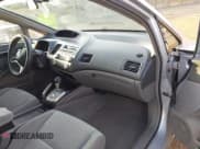 ✅ 2011 Honda Civic LX • VIN: 19XFA1F54BE038048 • Lot: 43713207. Wystawiony na IAAI z przebiegiem 44 055 mil. Bezpłatny archiwum sprzedaży aukcyjnych z USA i szczegółowy raport historii pojazdu na DreamBid. Zdjęcie 5.